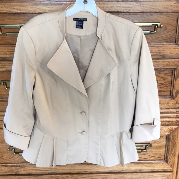 Boston Proper Jackets & Blazers - 🌼🌸Peplum style blazer, very flattering.